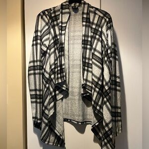 Bobeau Black and Gray Plaid Cardigan Size Large